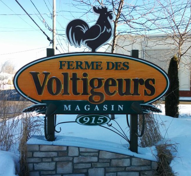 Ferme des Voltigeurs – Enseigne Muret